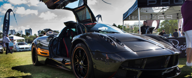 Pagani Huayra Carbon Fiber