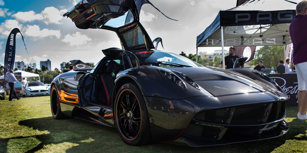 Pagani Huayra Carbon Fiber